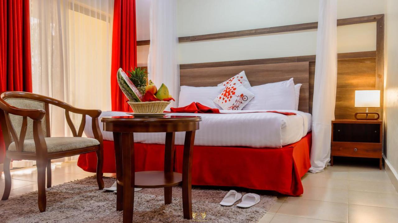 Millsview Hotels In Kisumu Bagian luar foto