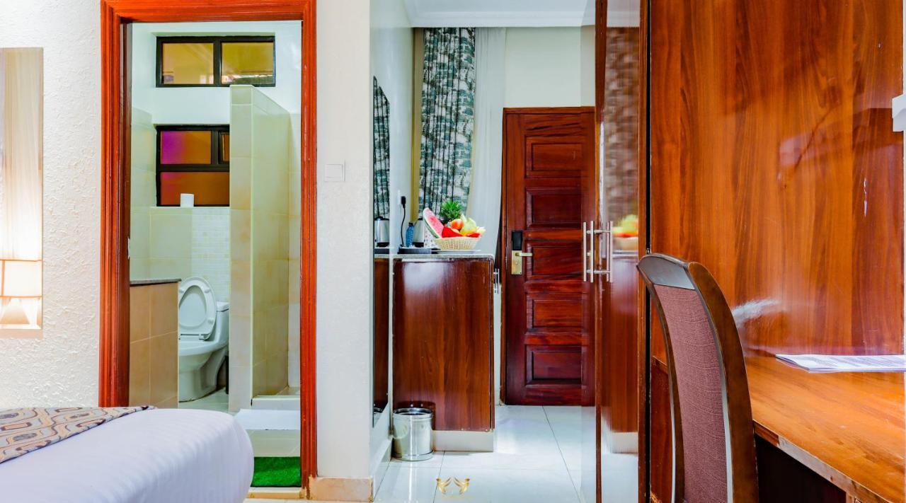 Millsview Hotels In Kisumu Bagian luar foto