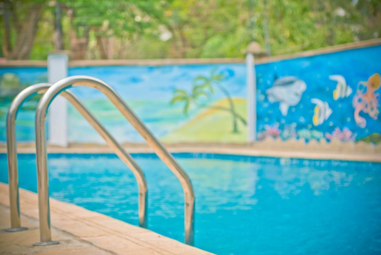 Millsview Hotels In Kisumu Bagian luar foto